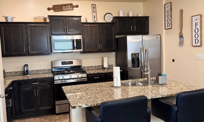 Las Cruces House | Purty's Graceful Place, In Joyful Las Cruces!