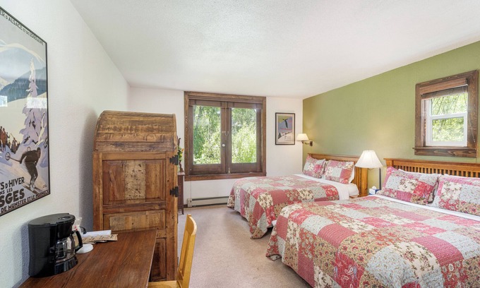 Telluride Hotel | Quaint Lodge Close to Downtown With Prime River Location