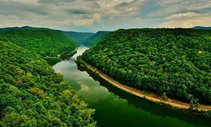 Hanover House | Quality and Dependable! 2 Double Beds