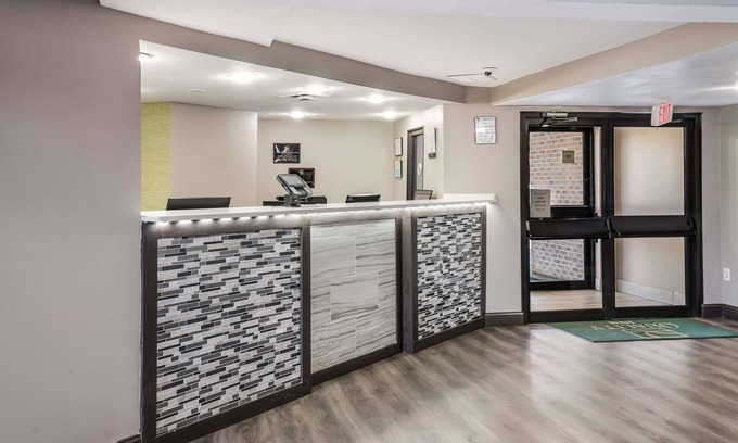 Greer Hotel | Quality Inn Greer - Greenville