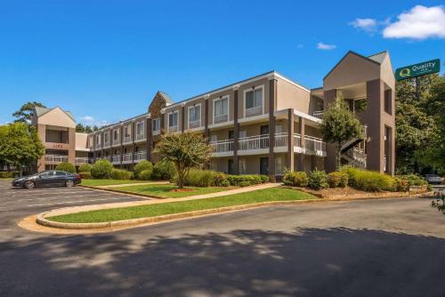 Northlake Hotel | Quality Inn Northlake