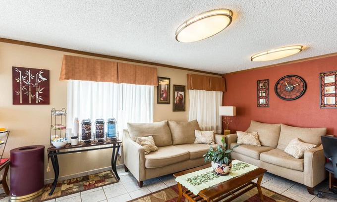 Scottsbluff Hotel | Quality Inn Scottsbluff