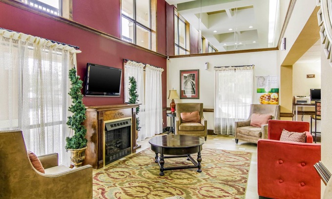 Stone Mountain Hotel | Quality Inn Stone Mountain