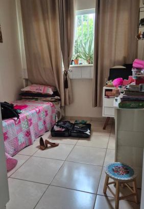 Asa Sul House | Quarto Rosa só para Mulheres