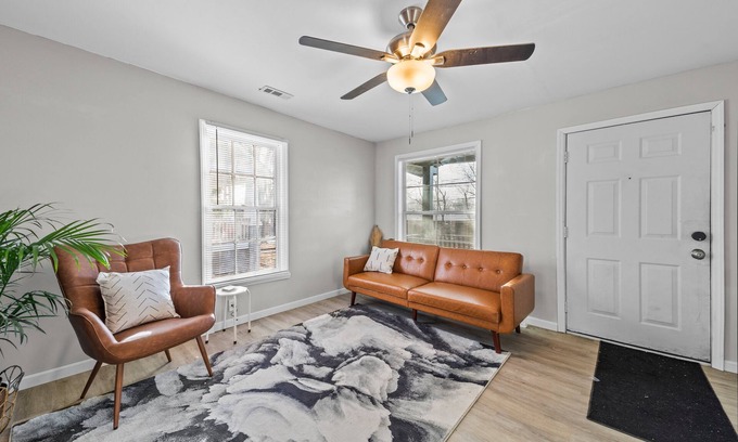 Greensboro Apartment | Queen Loft .5 Mile Downtown - HS Internet 55 in TV