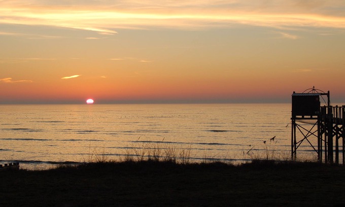 Les Moutiers-en-Retz Apartment | Quiet beachfront gîte, sleeps 2