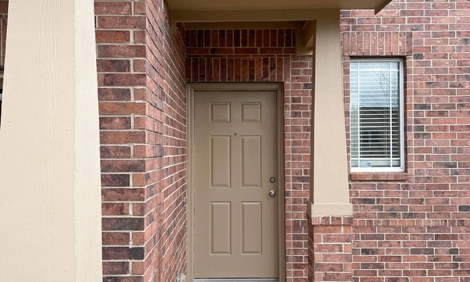 Kyle House | Quiet, Cozy & Only Minutes to Austin or SanMarcos