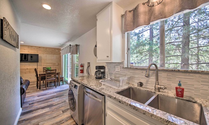 Lake Arrowhead Cottage | Quiet Lake Arrowhead Retreat w/Large Deck!