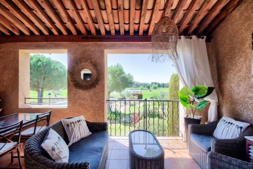 Pont Royal Apartment | Résidence Hôtel du Golf de Pont Royal - maeva Home - Appartement climatisé 2 pièces 4 personnes - Prestige - super Home MAE-8801