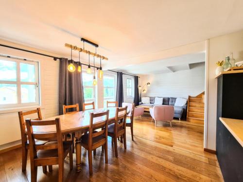 Flaine Ski Chalet | Résidence Hameau - Chalet spacieux · Poêle à bois · WIFI gratuit et illimité · Garage MAE-7359