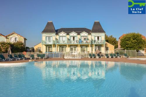 Bourgenay Apartment | Résidence Pierre & Vacances Le Domaine de Bourgenay