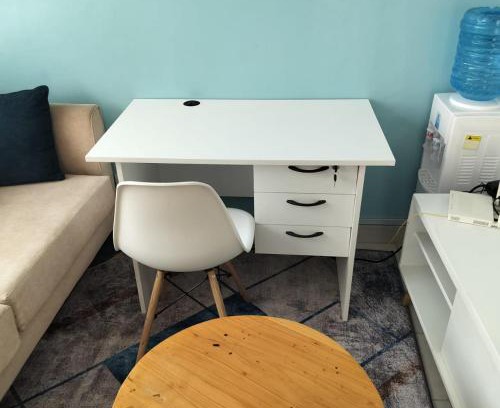 Nairobi Apartment | Racecourse Gardens studio Free WiFi & Parking