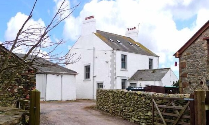 Kirksanton Cottage | Raceside Farm