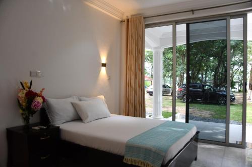Akosombo Apartment | Raffin Royal Lodge
