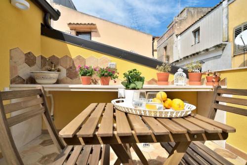 Ragusa Apartment | Ragusa exclusive flat with terrace & BBQ