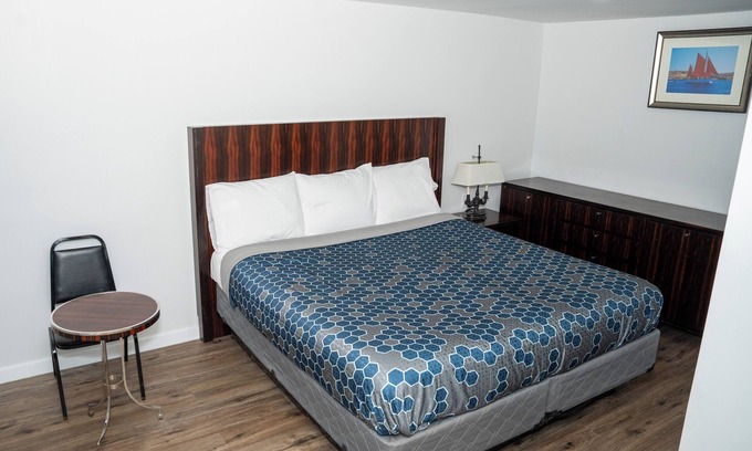 Monocacy Station Hotel | Rainbow Motel