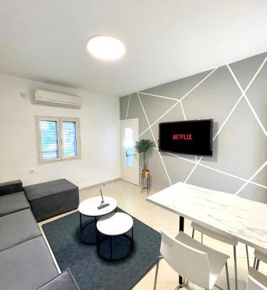 Haifa Apartment | Rambam BEACH apartment