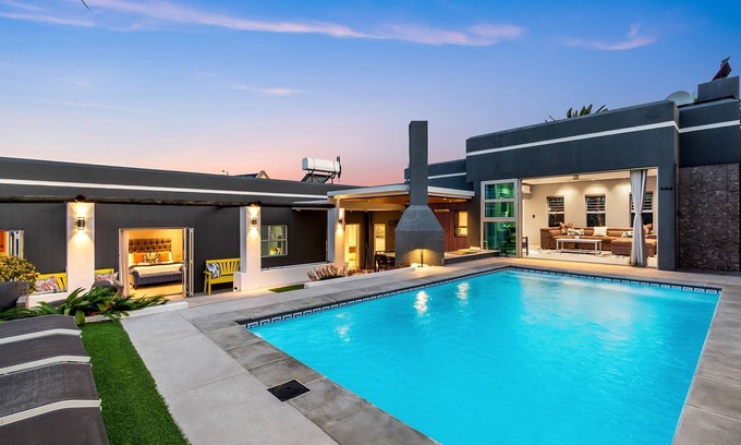 West Beach House | Rancho Relaxo - Five Bedroom House, Sleeps 10