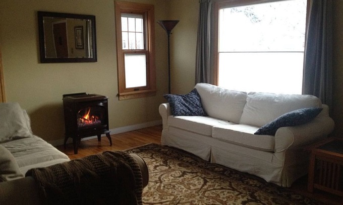 Lower Rattlesnake House | Rattlesnake Creek Oasis Near University & Downtown