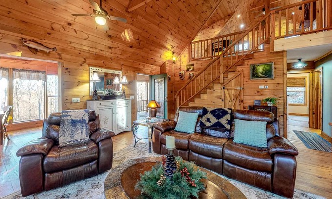 Morganton House | Raymond's Hideout