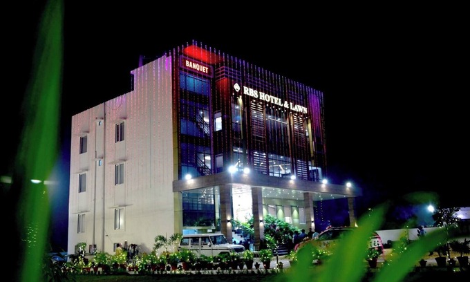 Faizabad Hotel | RBS Hotel And Lawn