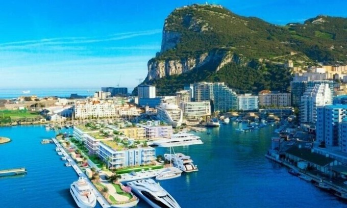 Gibraltar Apartment | Real Gem · Cozy & Relaxing · Free Parking · Pools