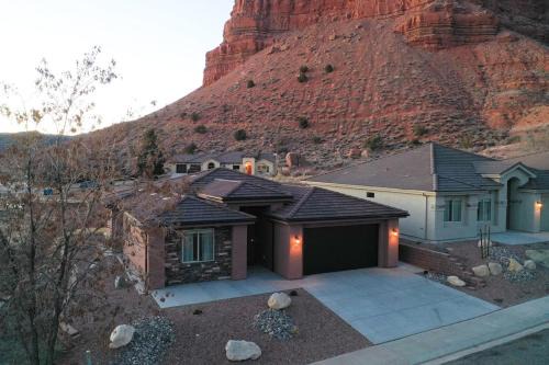 Kanab House | Red Canyon Bunkhouse at Kanab - New West Properties
