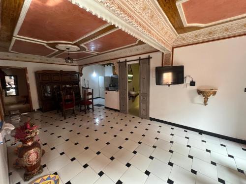 Essaouira Apartment | Red House