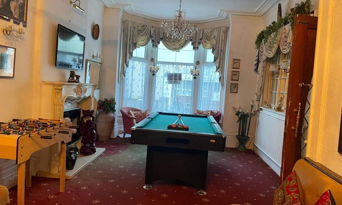 South Shore Hotel | Red Rose Hotel