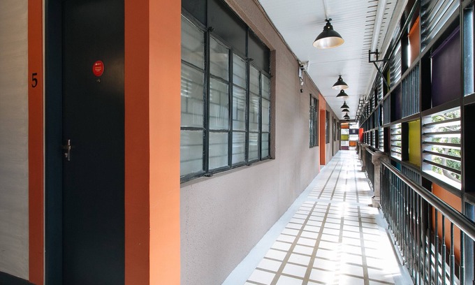 Diliman Hotel | RedDoorz near Fishermall Quezon City