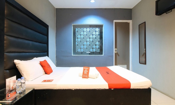 Sampaloc Hotel | RedDoorz @ P Florentino Street Sampaloc Manila