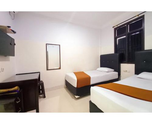 Muara Bungo Hotel | RedDoorz Syariah near Universitas Muhammadiyah Bungo