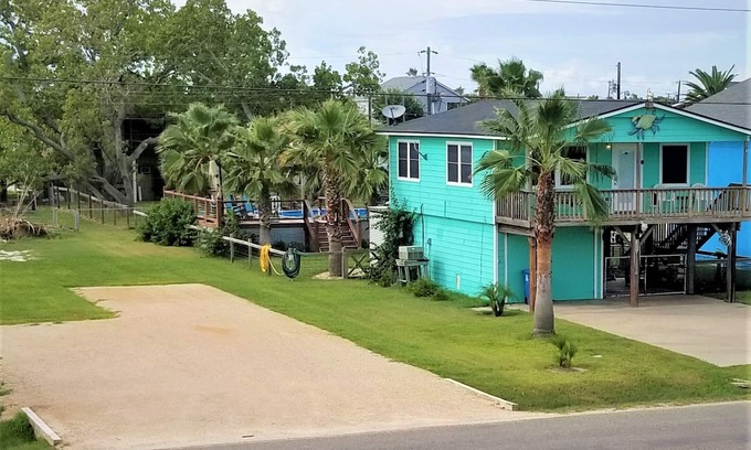 Port O Connor House | Reel'em Inn - Adventures Start Here!
