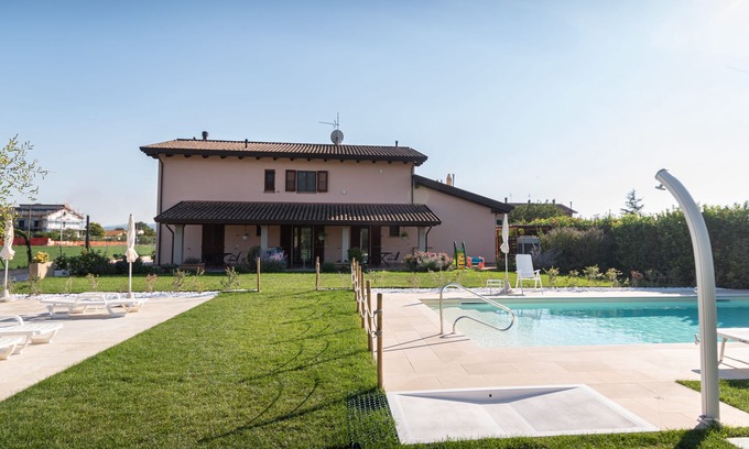 Bastia Umbra Apartment | Refined and bright apartment for two in Umbria, between Bastia and Assisi