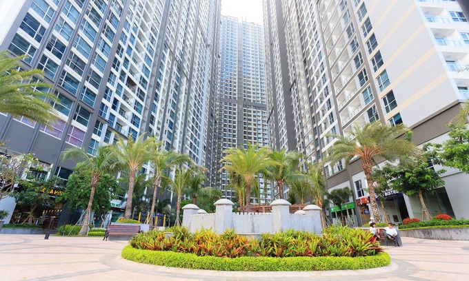 Hang Xanh Apartment | Refined Saigon - Vinhome Central Park