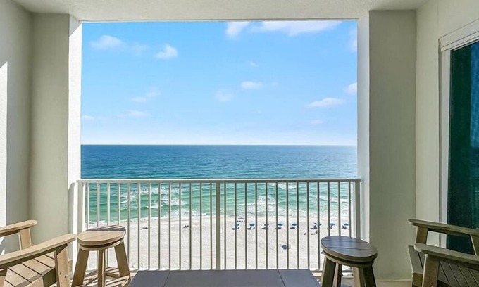 Orange Beach East Condo | Regency Isle 1102: 3/3, 2 covered parking spots, PENTHOUSE