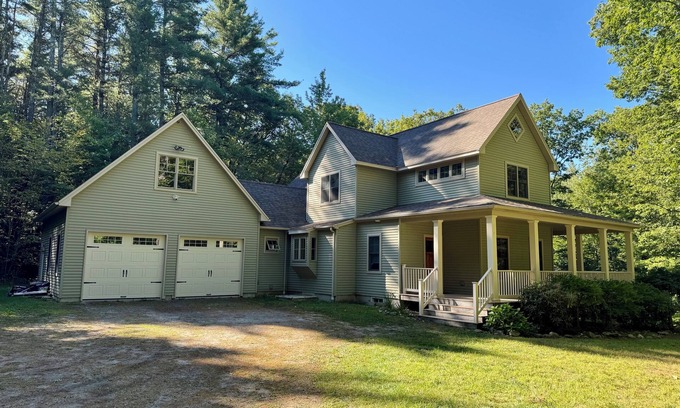Otis House | Relax in this 3 bedroom Otis retreat in the woods!