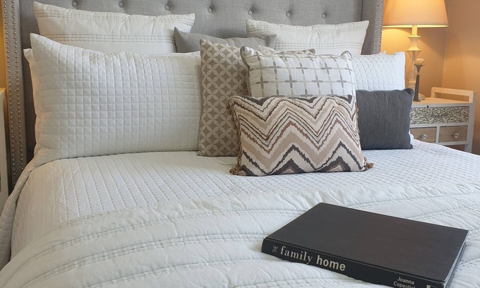 Reedy Creek House | Relax & Unwind on the Gold Coast. 15 to 20 mints drive from Burleigh Beach