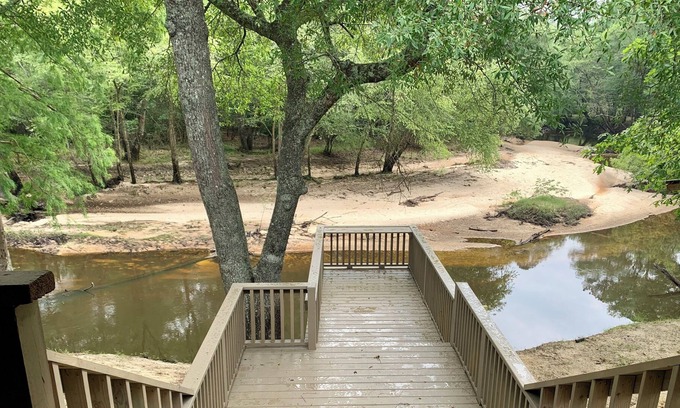 Norristown Cabin | Relaxing 2 bedroom / 2 bath riverfront cabin.
