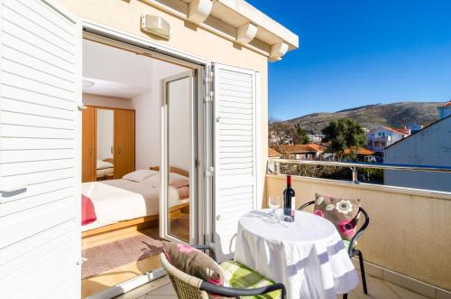 Lapad Apartment | Relaxing duplex Apartment A3, close to the Sunset Beach near Dubrovnik, 2-4