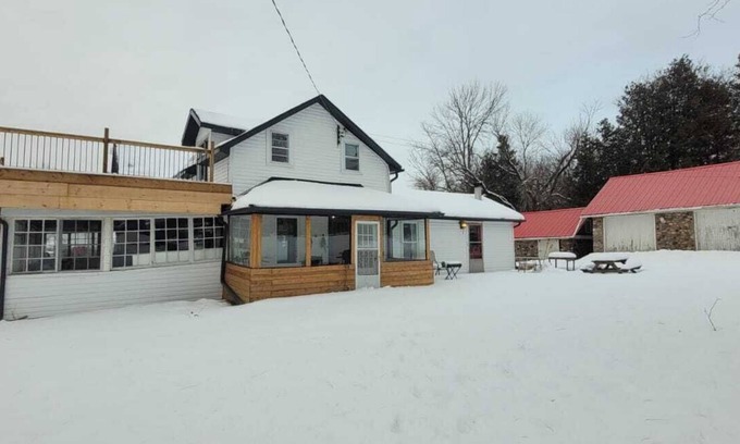 Roseneath Other | Relaxing Retreat on a Sprawling Estate