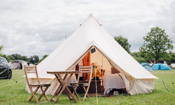 Henley-on-Thames RV Rental | Remenham Farm Glamping Tent 1 - During Henley Royal Regatta 2024
