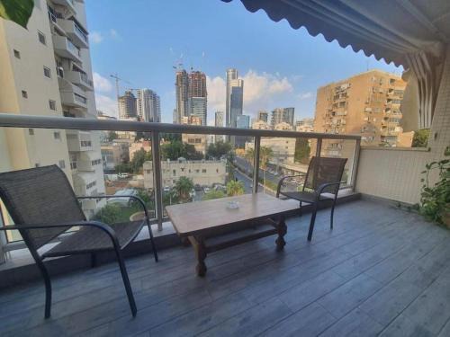 Tel Aviv Apartment | Renovated central 3 bedroom apt with great terrace and Bomb Shelter