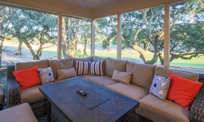 Isle of Palms House | Renovated End Unit; Fabulous Screened Porch; Enjoy Community Pool AND Tennis & Pickle Ball Courts!