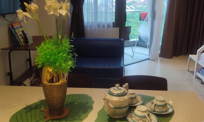 Maribago Hotel | Rent Homecation