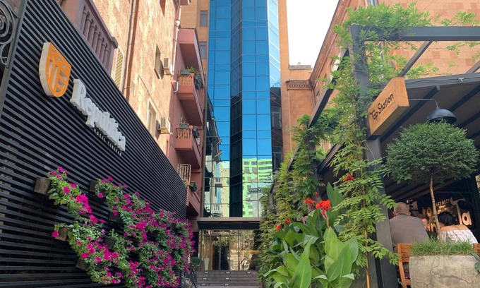 Kentron Hotel | Republica Hotel Yerevan