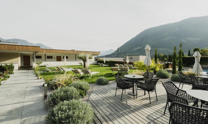 Lagundo Apartment | Residence Der Heinrichshof