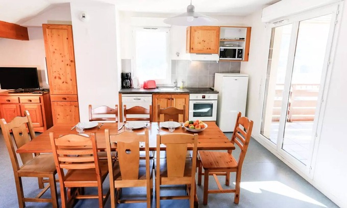 Avrieux Apartment | Residence Le Plein Soleil * - 3 Rooms 8/10 People Balcony