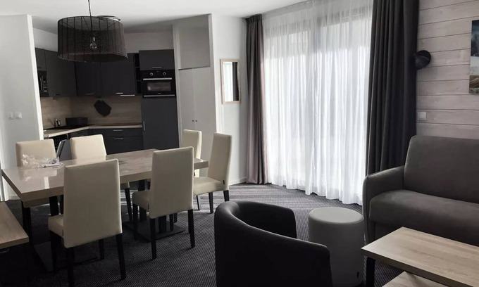 Eaux-Bonnes Apartment | Residence LE PORTILLO Swimming pool - 2 Rooms for 8 People