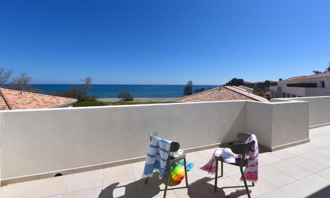 Bravone Apartment | Residence Marina di Bravone - appartement 6 personnes (5 adultes max.) Vue Mer 1er etage N14